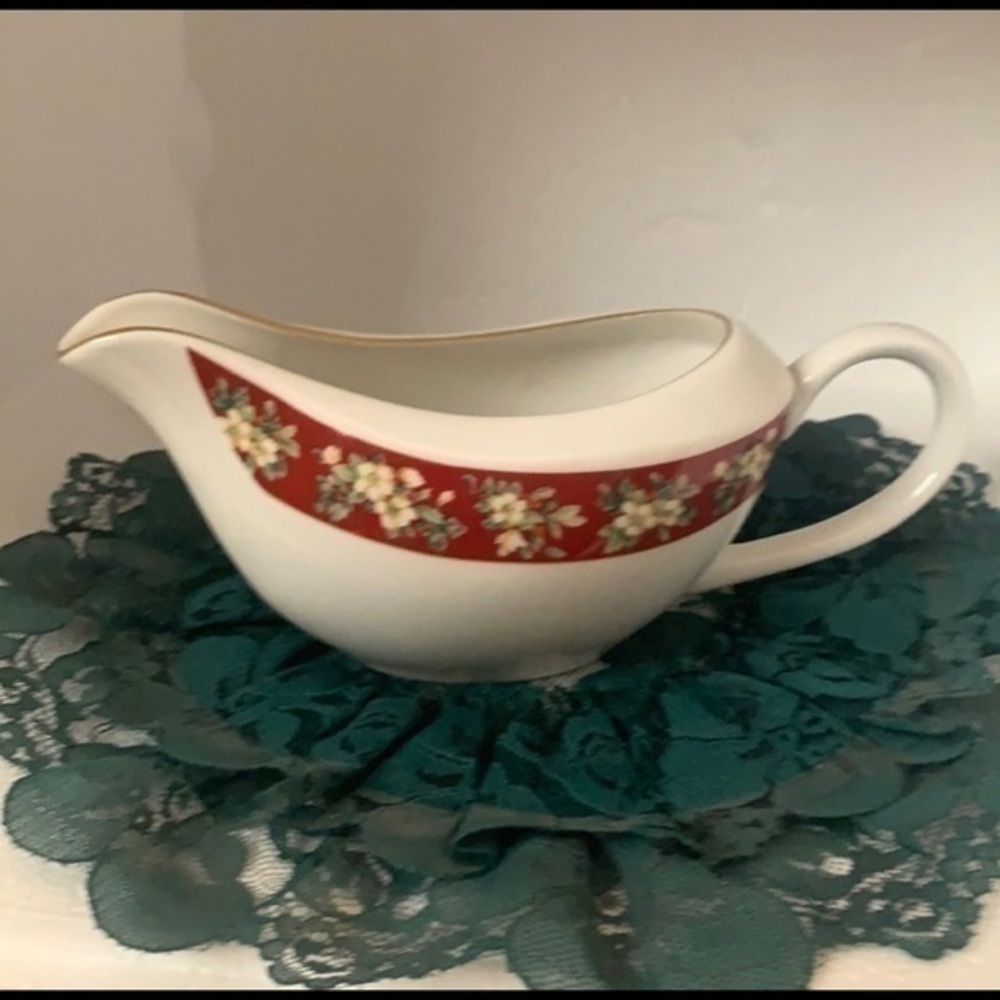 Splenda, Gravy Boat